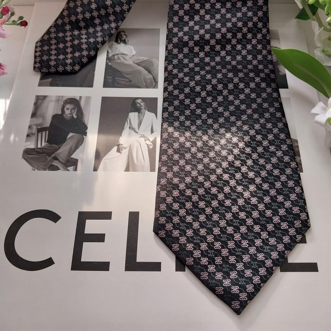 셀린느 실크 블랙 트리오페 자카드 넥타이 8.8cm A+등급 K1642
 상품이미지3