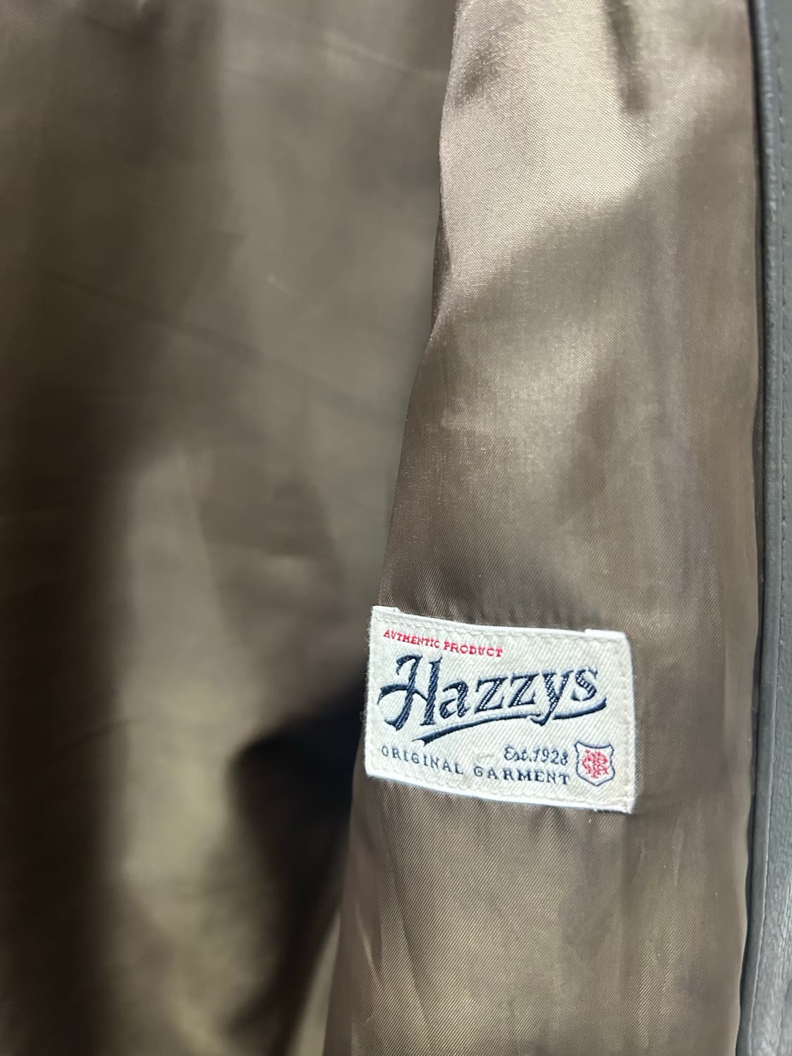 헤지스 다크카키 스웨이드 트러커 자켓 상품이미지7