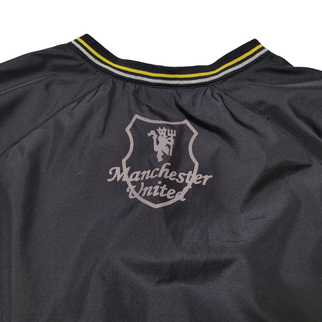 맨체스터 유나이티드 가슴로고 브이넥 웜업 상품이미지6
