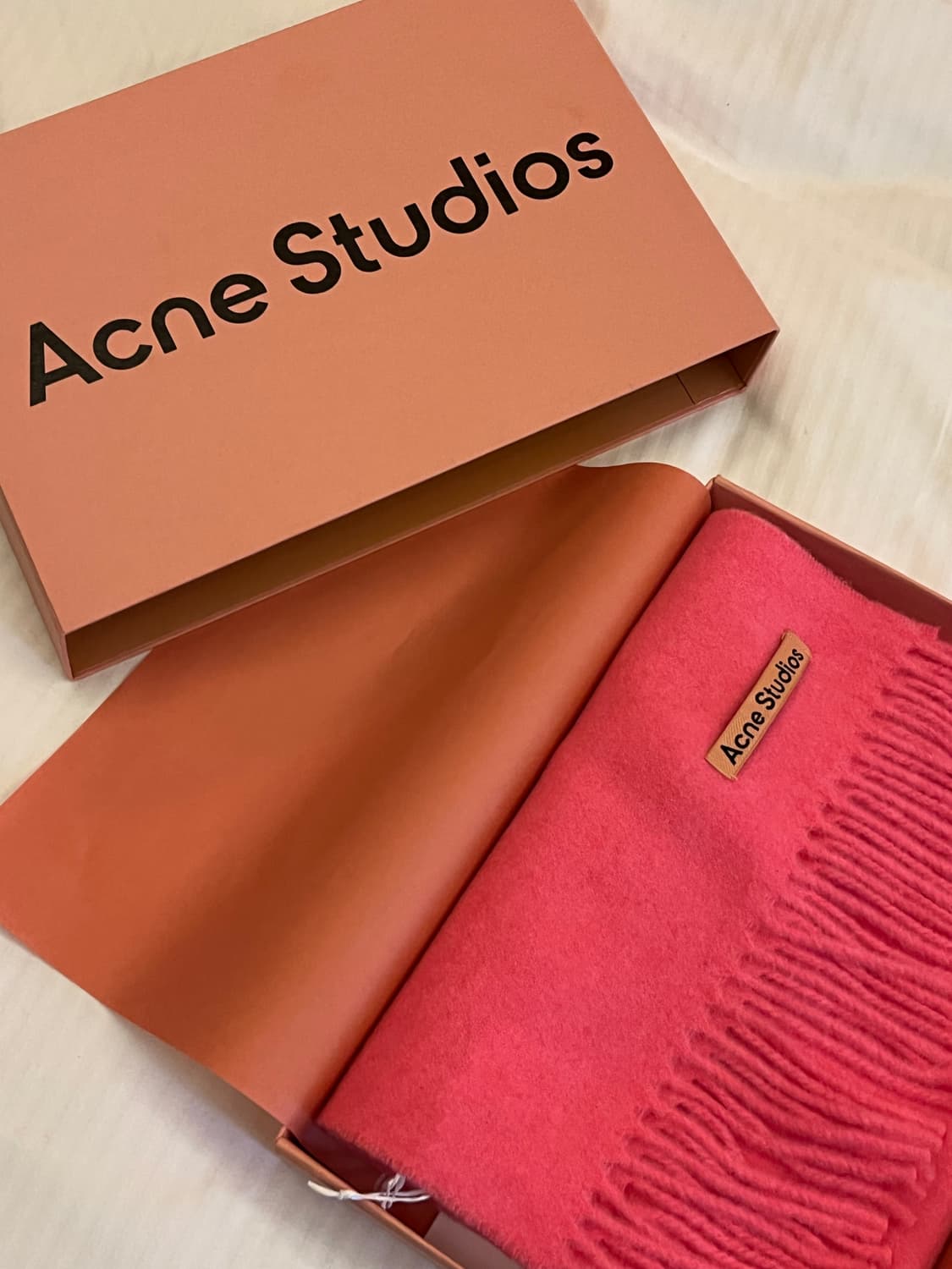 네고가능/아크네 스튜디오 머플러 핑크 정품보장 풀박스 상품이미지4