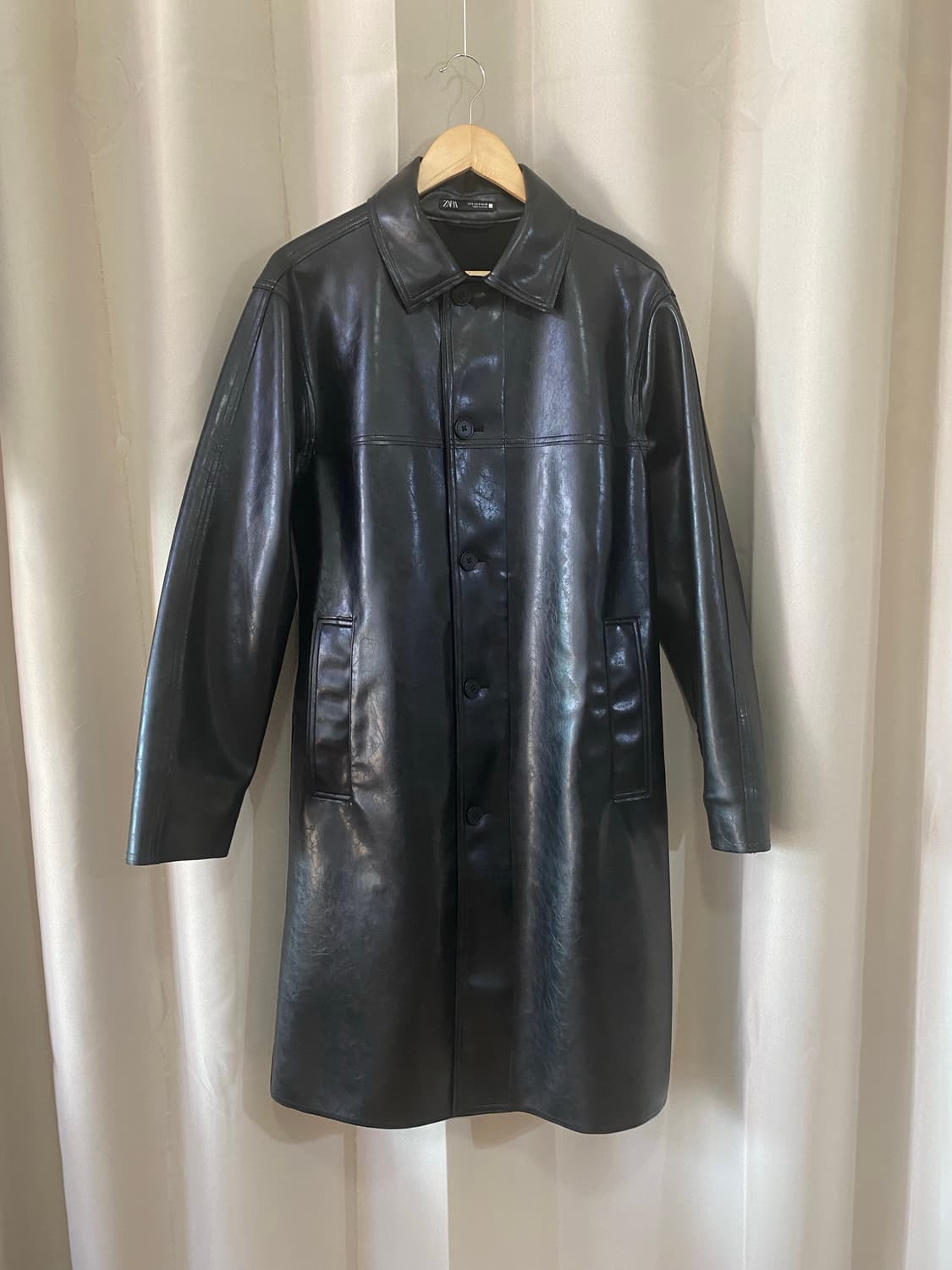 Zara crack leather coat 상품이미지1