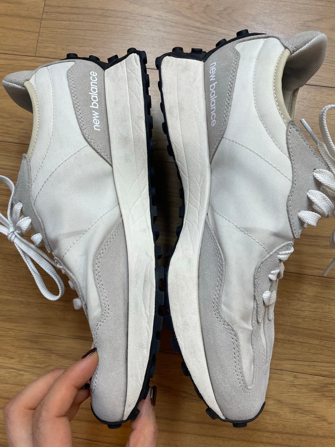 뉴발란스327 상품이미지2