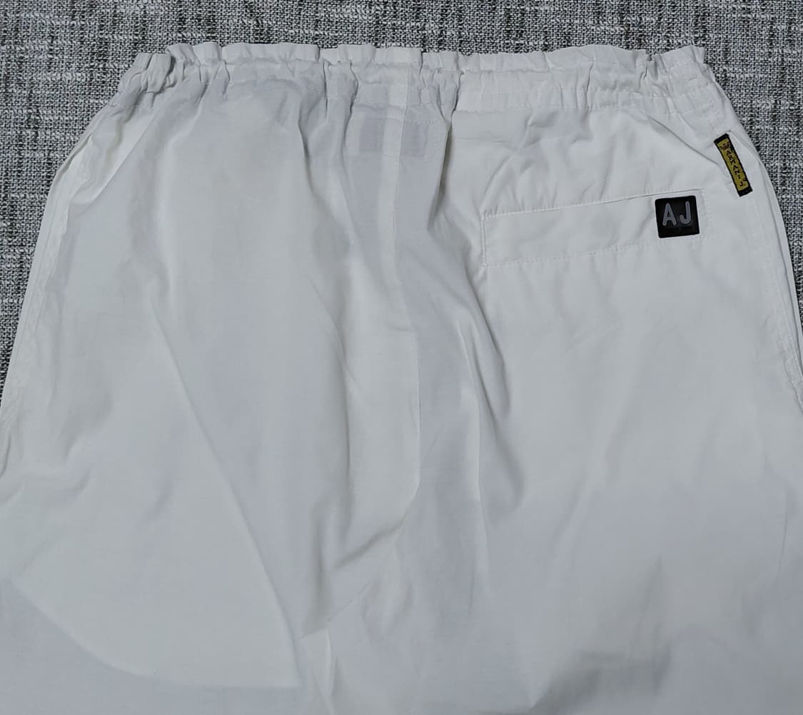 [46] Armani Jeans 테크니컬 스트링 와이드 팬츠 (화이트) 상품이미지9