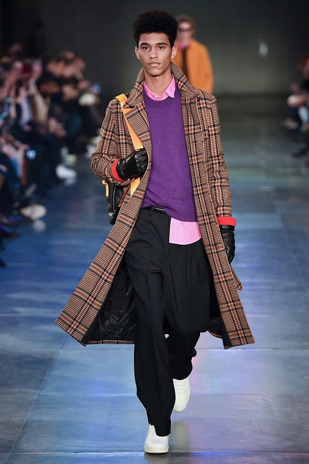 아미 ami 컬렉션 체크 로브 코트 팝니다 상품이미지1