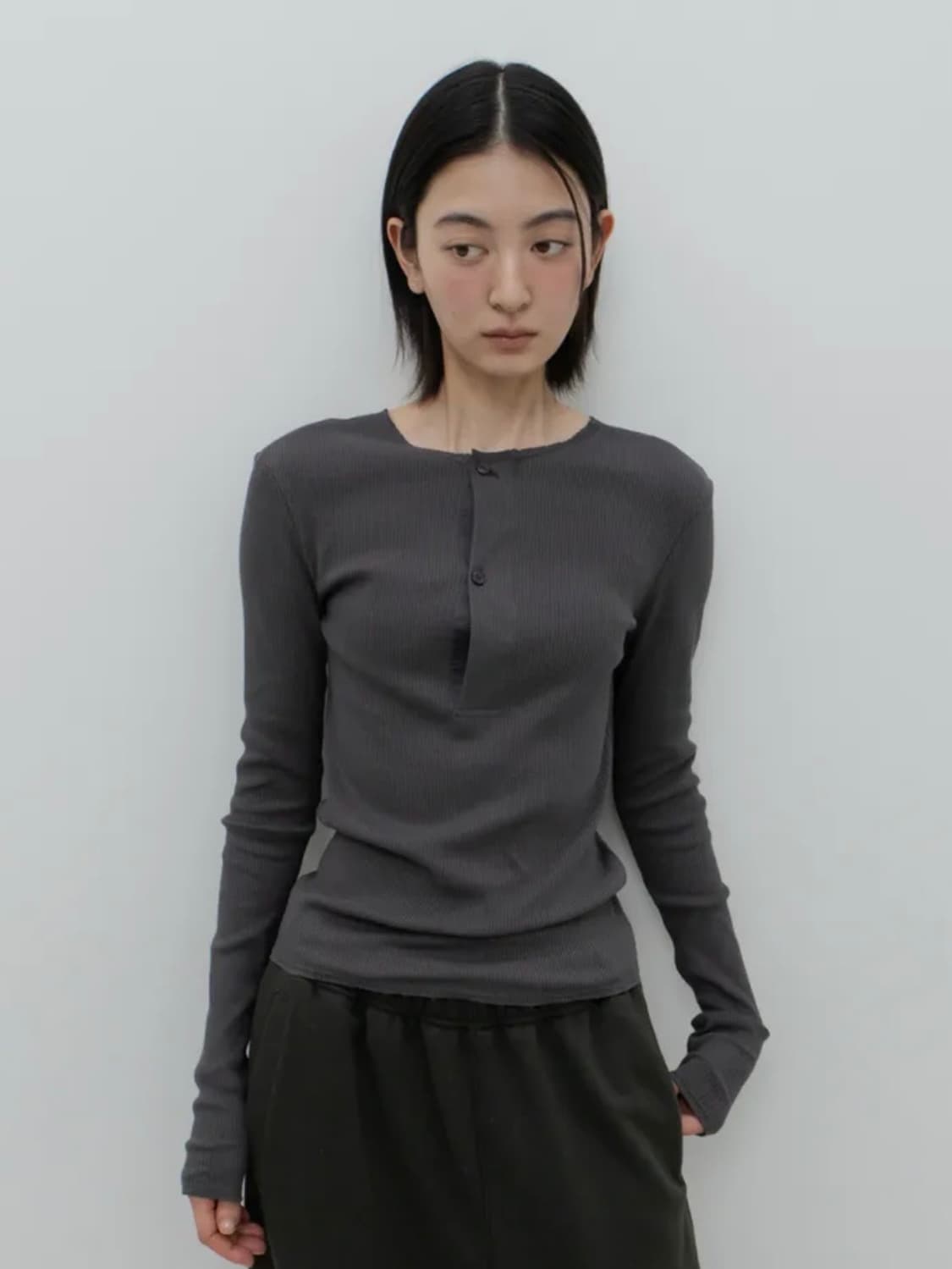 gbh 어패럴 RIBBED BACK BUTTON TOP 상품이미지1