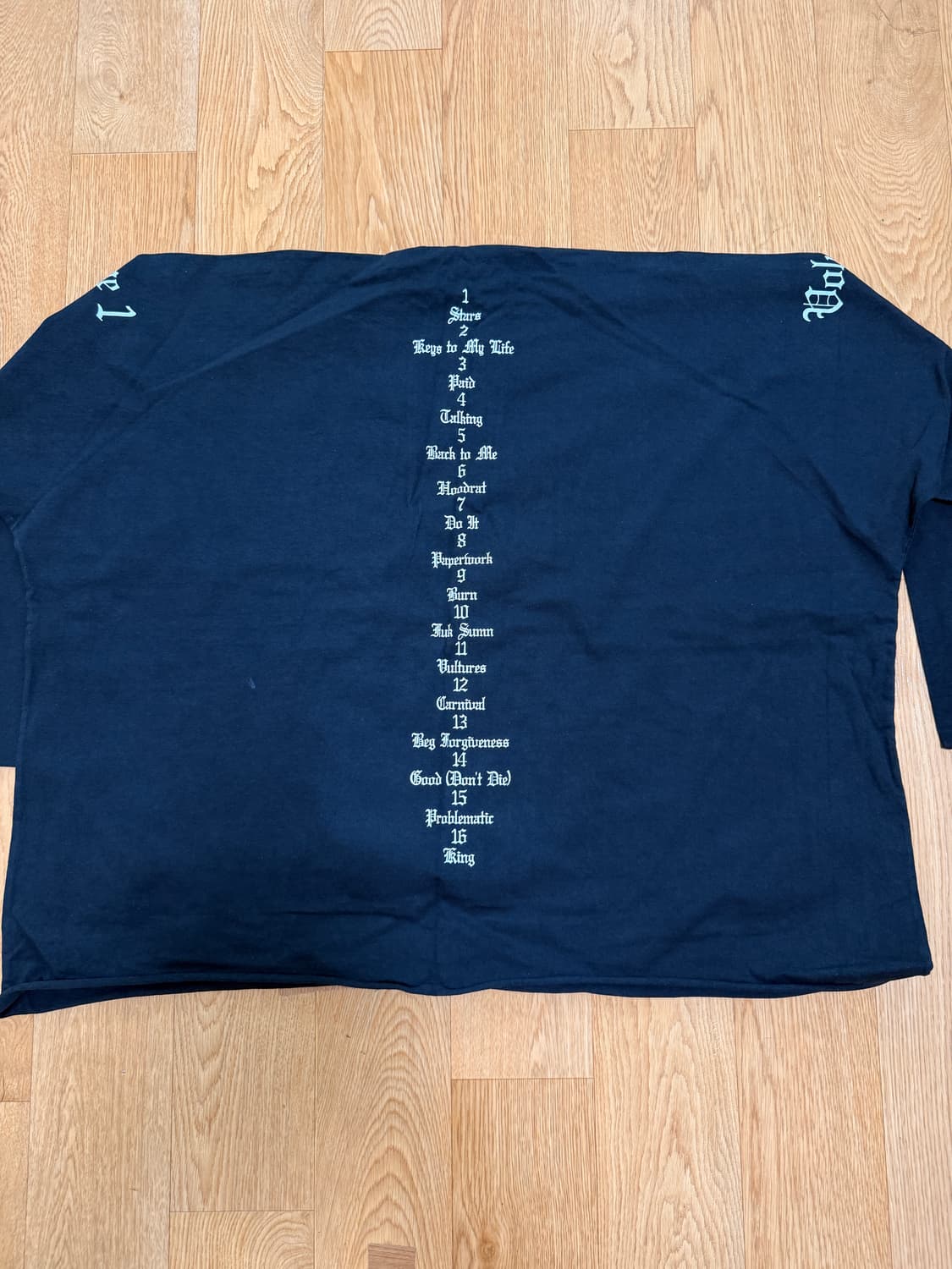 yeezy 긴팔티 상품이미지2