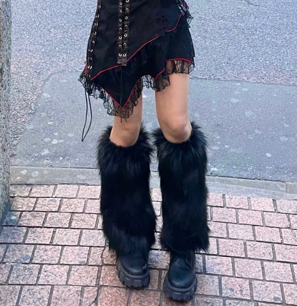 펑크 갸루 블랙 퍼 레그워머 상품이미지1