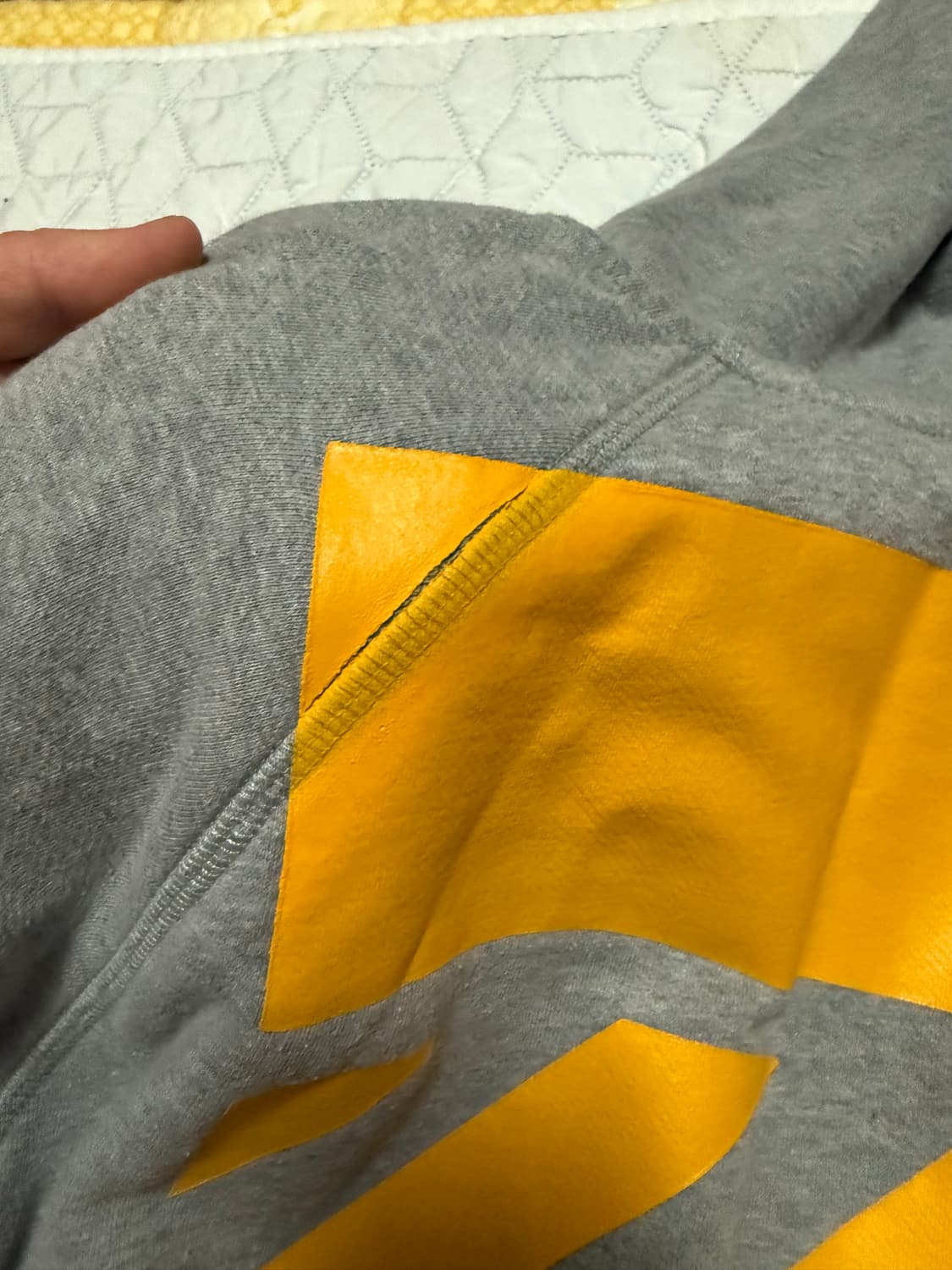 몽클레어 오프화이트 후드티 상품이미지3