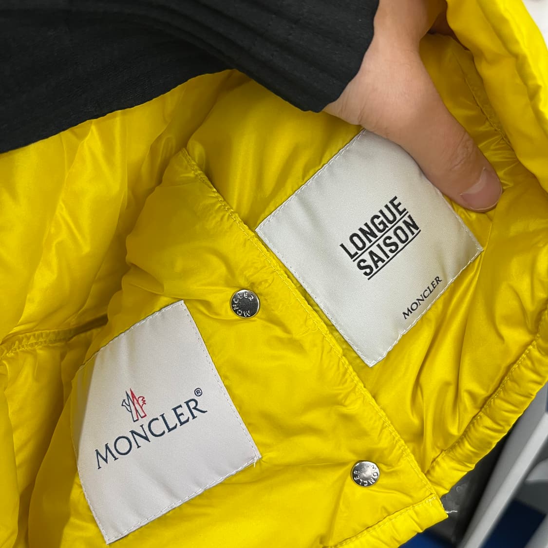 몽클레어 키즈 패딩 베스트 6y 상품이미지4