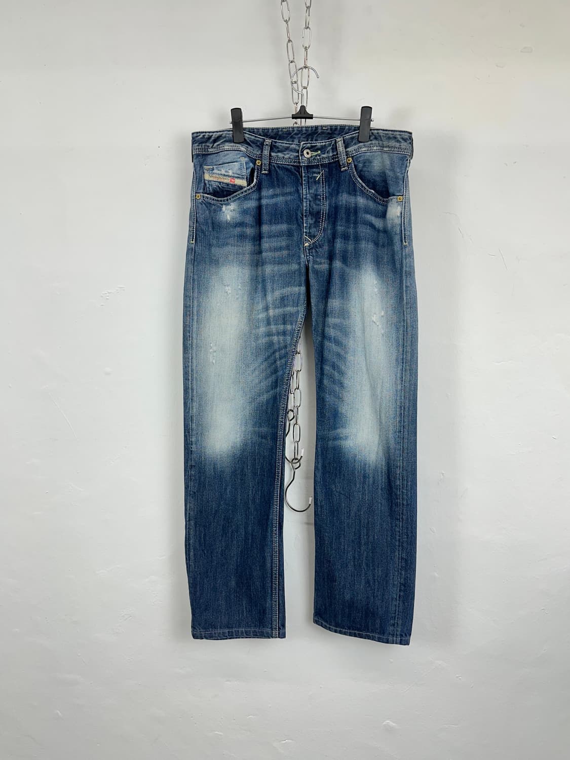 Diesel Industry Distressed Wash Straight 상품이미지4