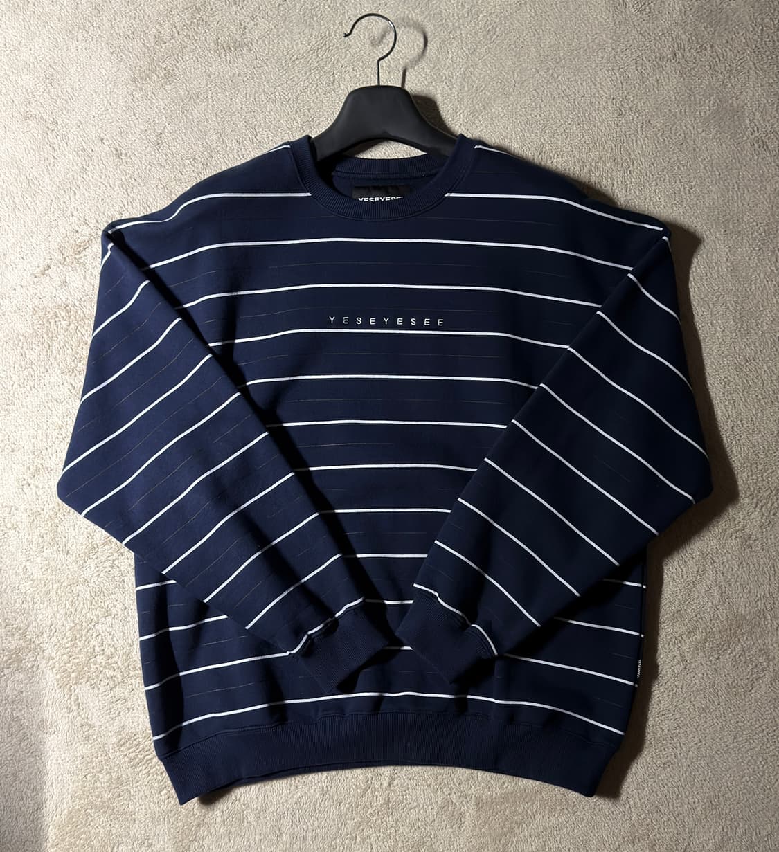 [M]Y.E.S Thin Stripe Sweatshirt Navy 상품이미지2