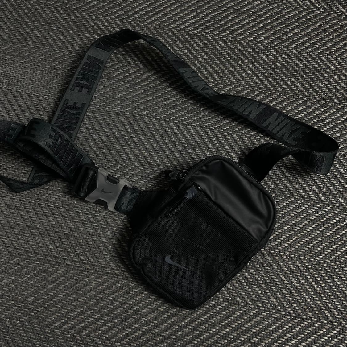 나이키 스포츠 에센셜 힙팩 미니 크로스백y 4822 상품이미지1