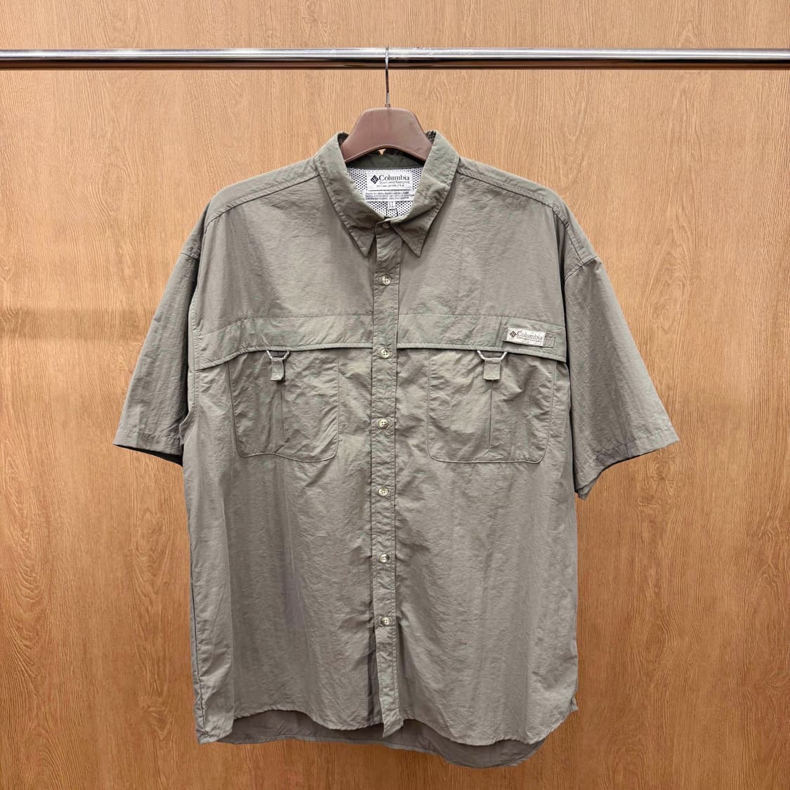 컬럼비아 반팔 셔츠 메쉬 안감 통풍 포켓 디테일 아웃도어 카키 상품이미지2