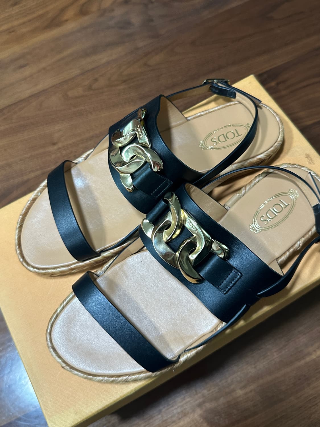 TOD's 가죽 샌들 240 상품이미지1