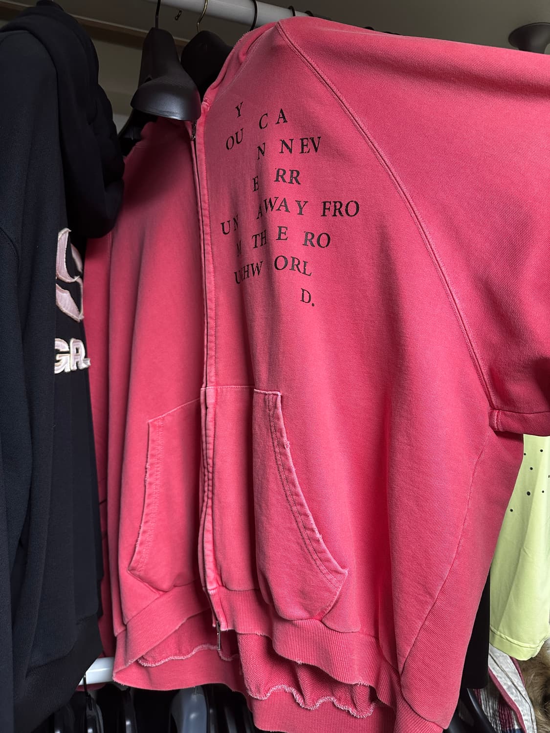 에이옵 후드집업 상품이미지1