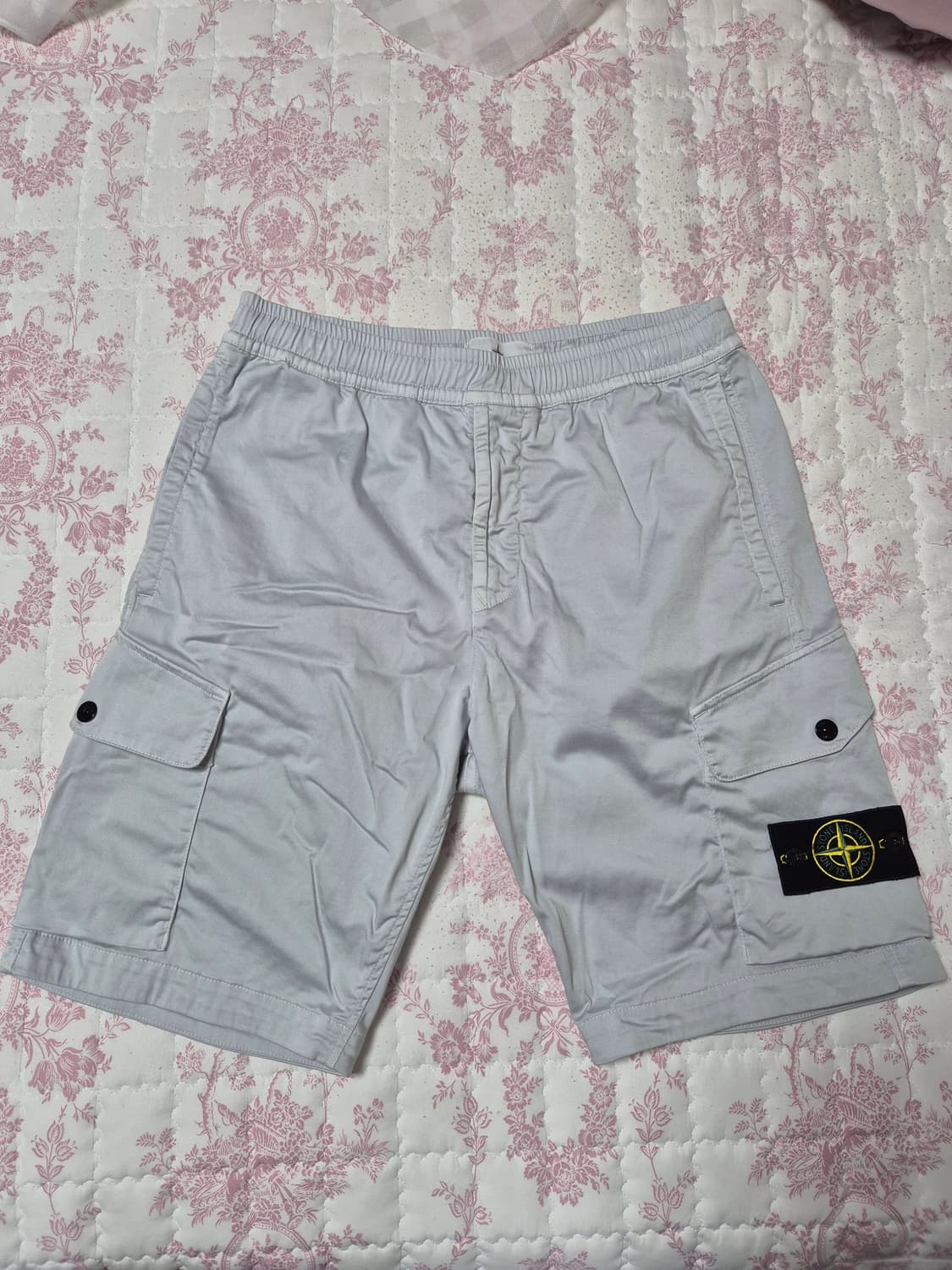 한글택 24SS스톤아일랜드 카고반바지 30 상품이미지1