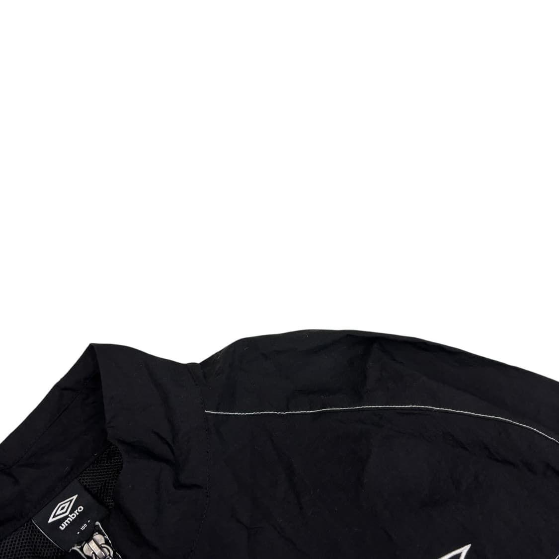 엄브로 크리스피 타슬란 긴팔 바람막이 상품이미지3