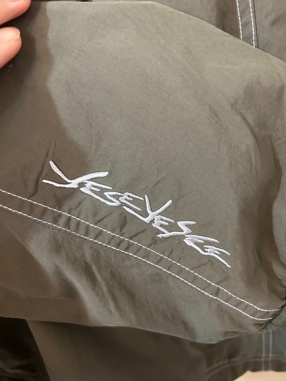 예스아이씨 나일론 트랙 자켓 카키 Nylon Tracker jacket 상품이미지3