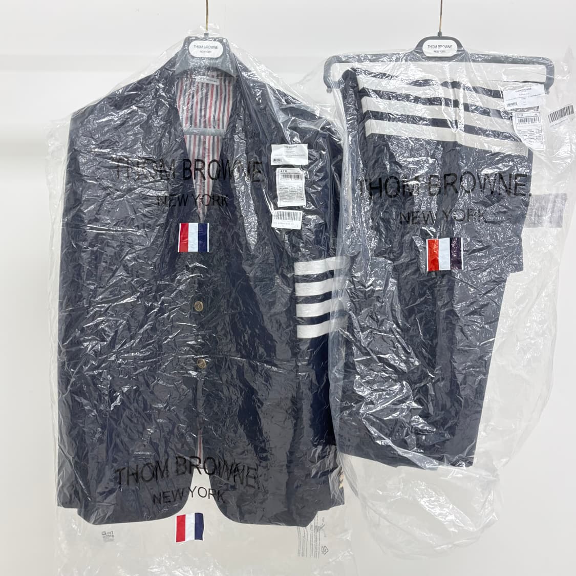 [4,3]톰브라운 사선완장 클래식 정장 셋업 상품이미지2