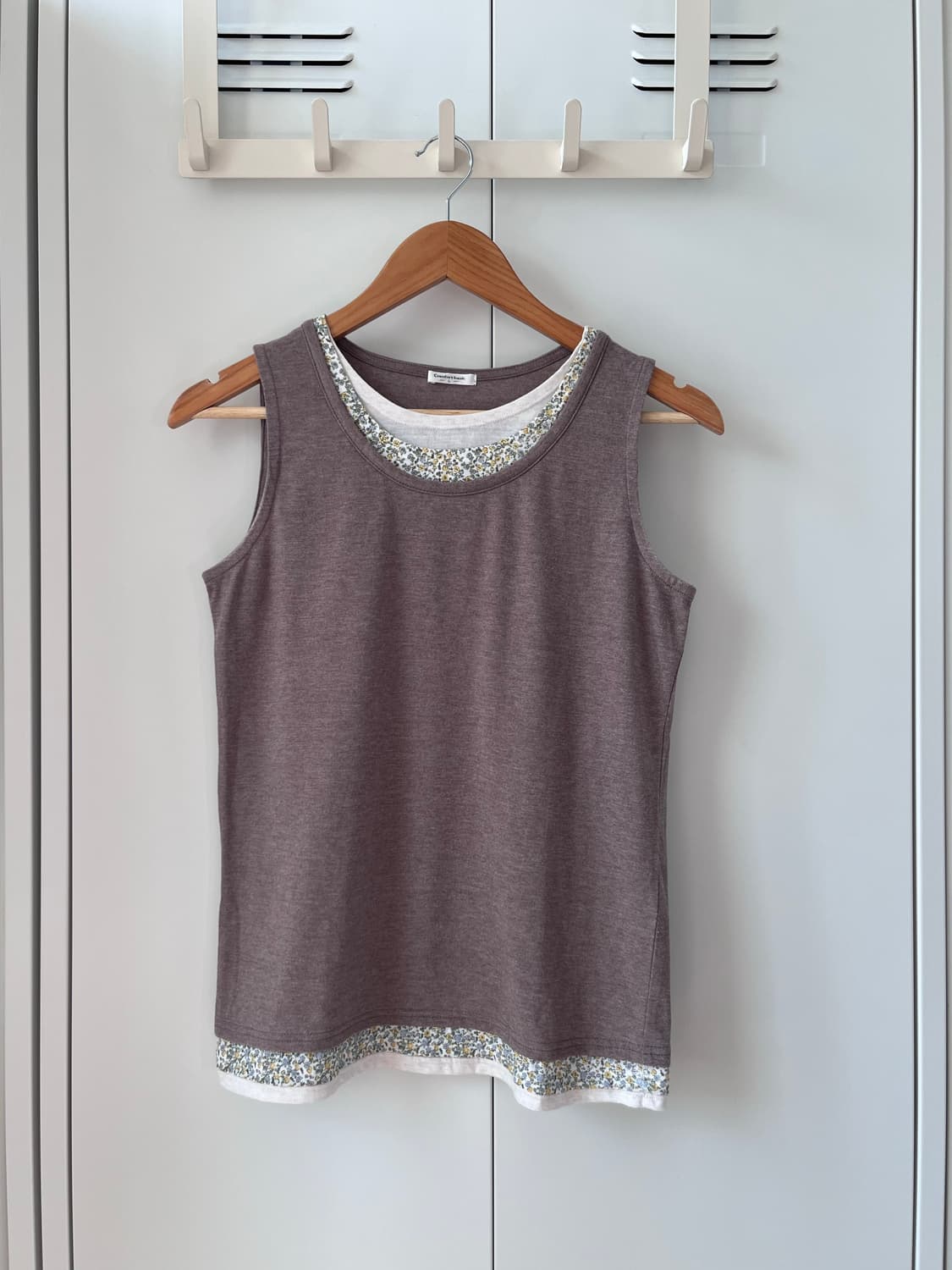 Comfortbasic 잔꽃 레이어드 슬리브리스 상품이미지4