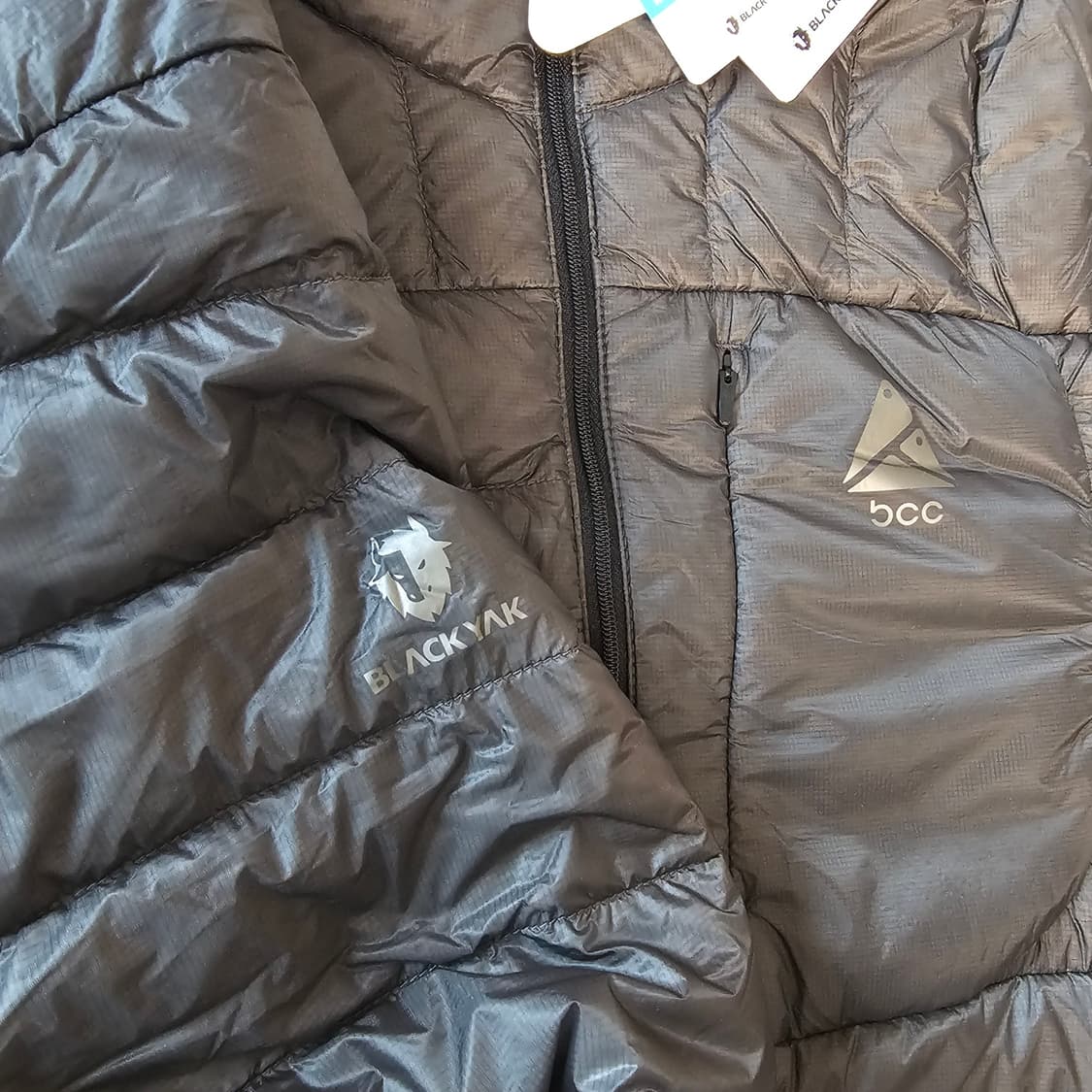100 새제품 ) 블랙야크 BCC 구스 다운 경량 패딩 자켓 등산 상품이미지9