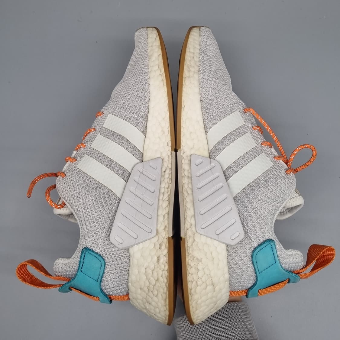 아디다스 NMD R2 남성운동화270 상품이미지5