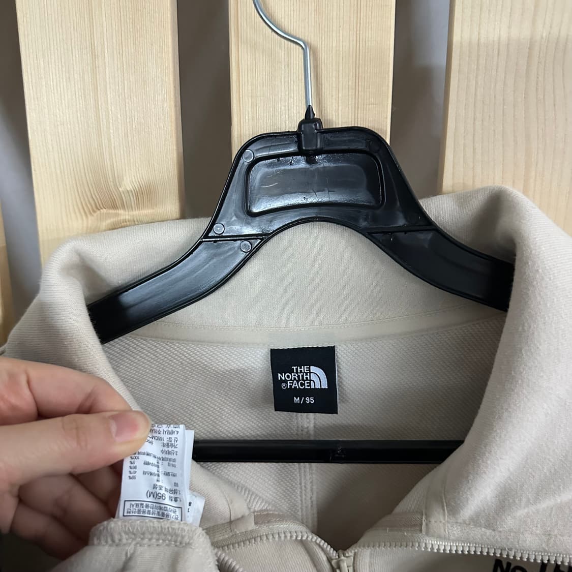 (M) 노스페이스 베이지 반집업 맨투맨 상품이미지5