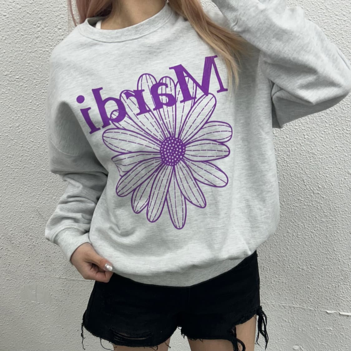 마르디 메르크디 연보라 로고 백멜란지 맨투맨 상품이미지1