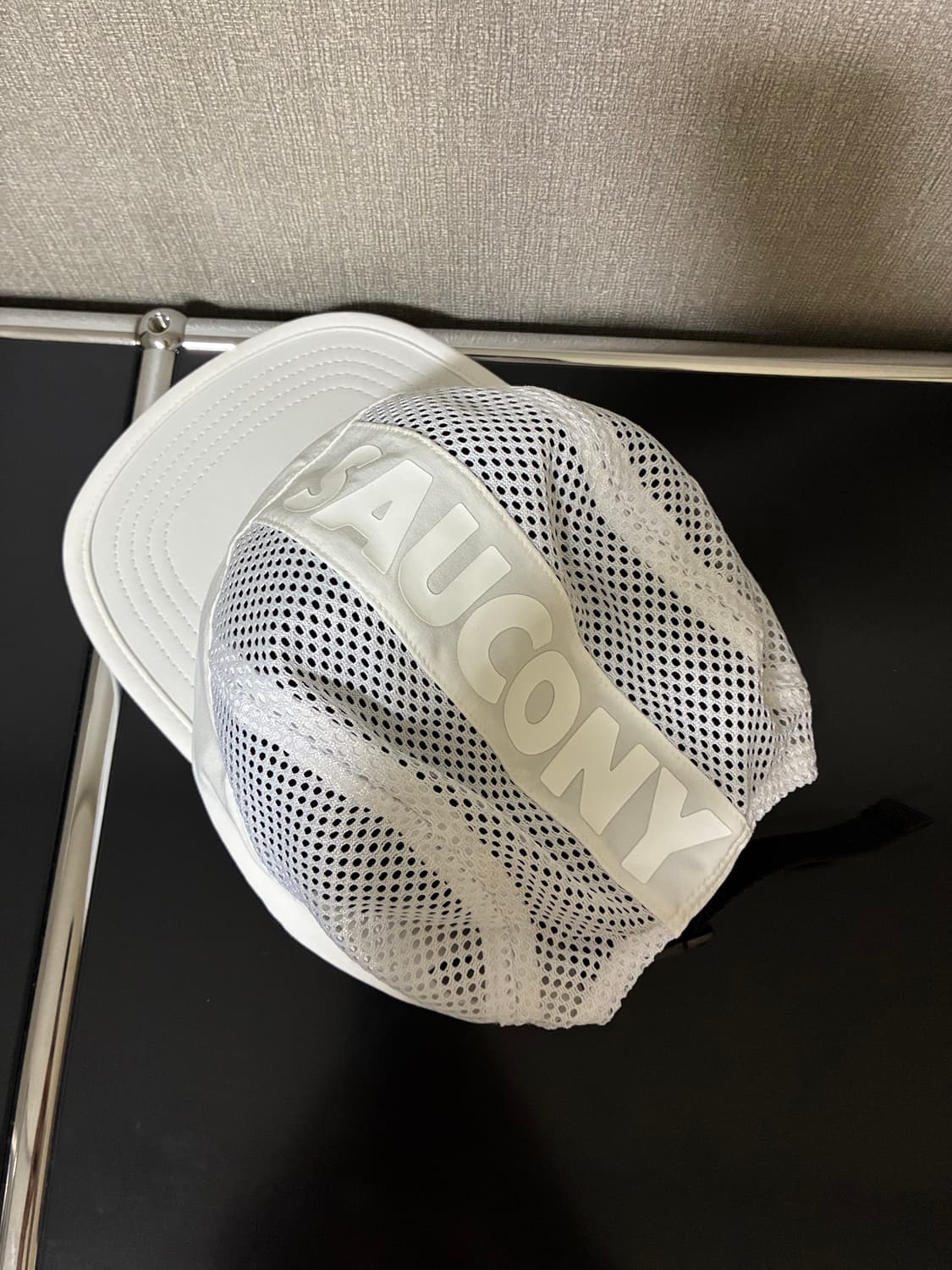 saucony 매쉬 캡 상품이미지2