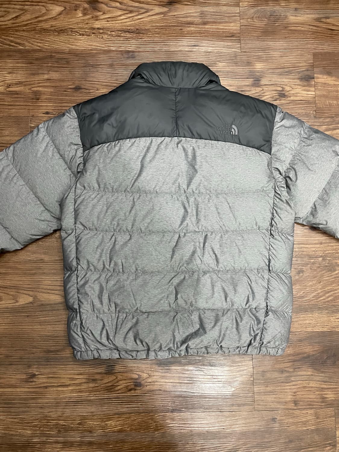 노스페이스 700 눕시 구스다운 푸퍼 패딩 그레이 상품이미지9