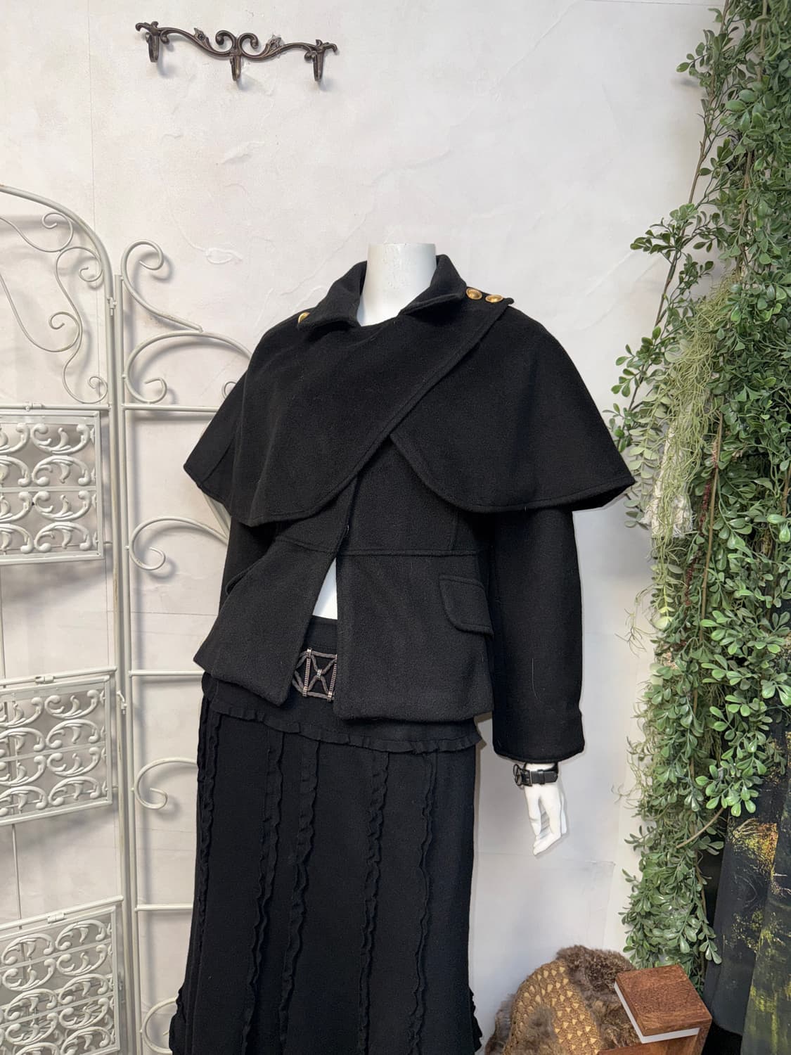 Black wrap cape button jacket  상품이미지6