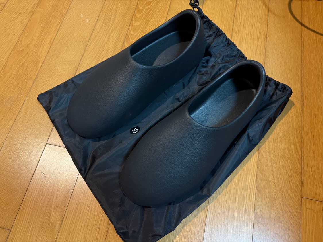 Yzy sl-01 사이즈 10 블랙 상품이미지2