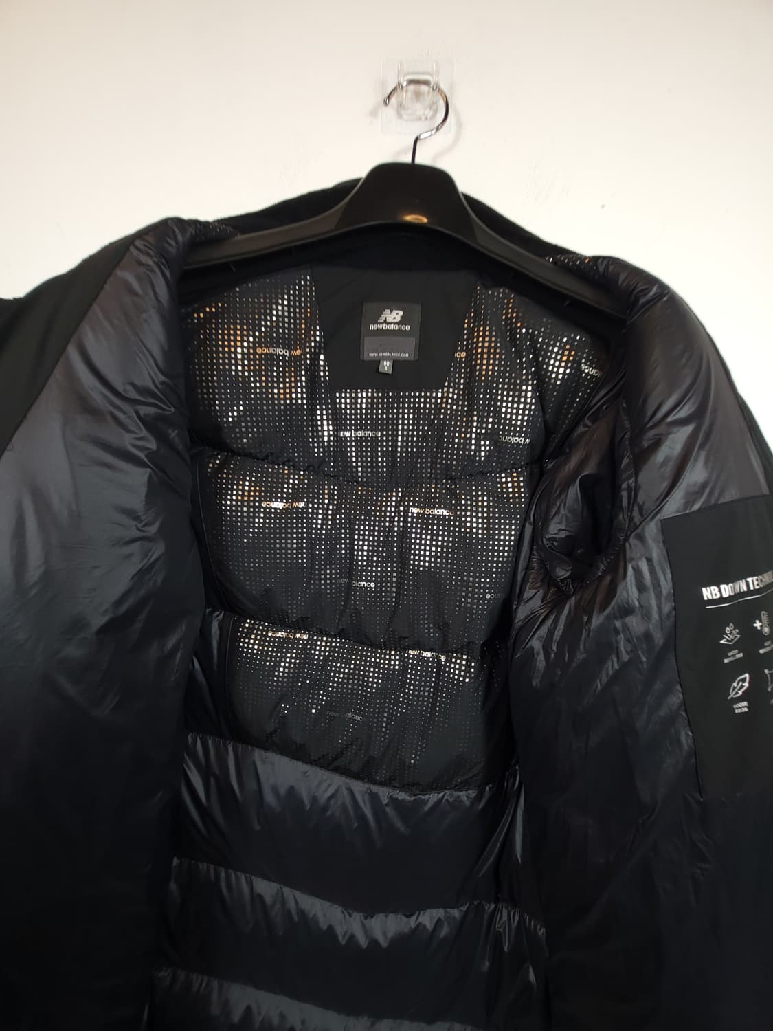 뉴발란스 발열구스롱패딩 블랙 90 S 새제품급 상품이미지7