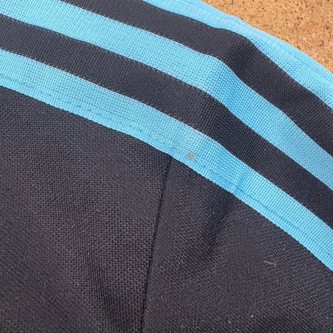 [정품/105] 아디다스 검하 블랙 스카이블루 트랙탑 져지 b16 상품이미지4