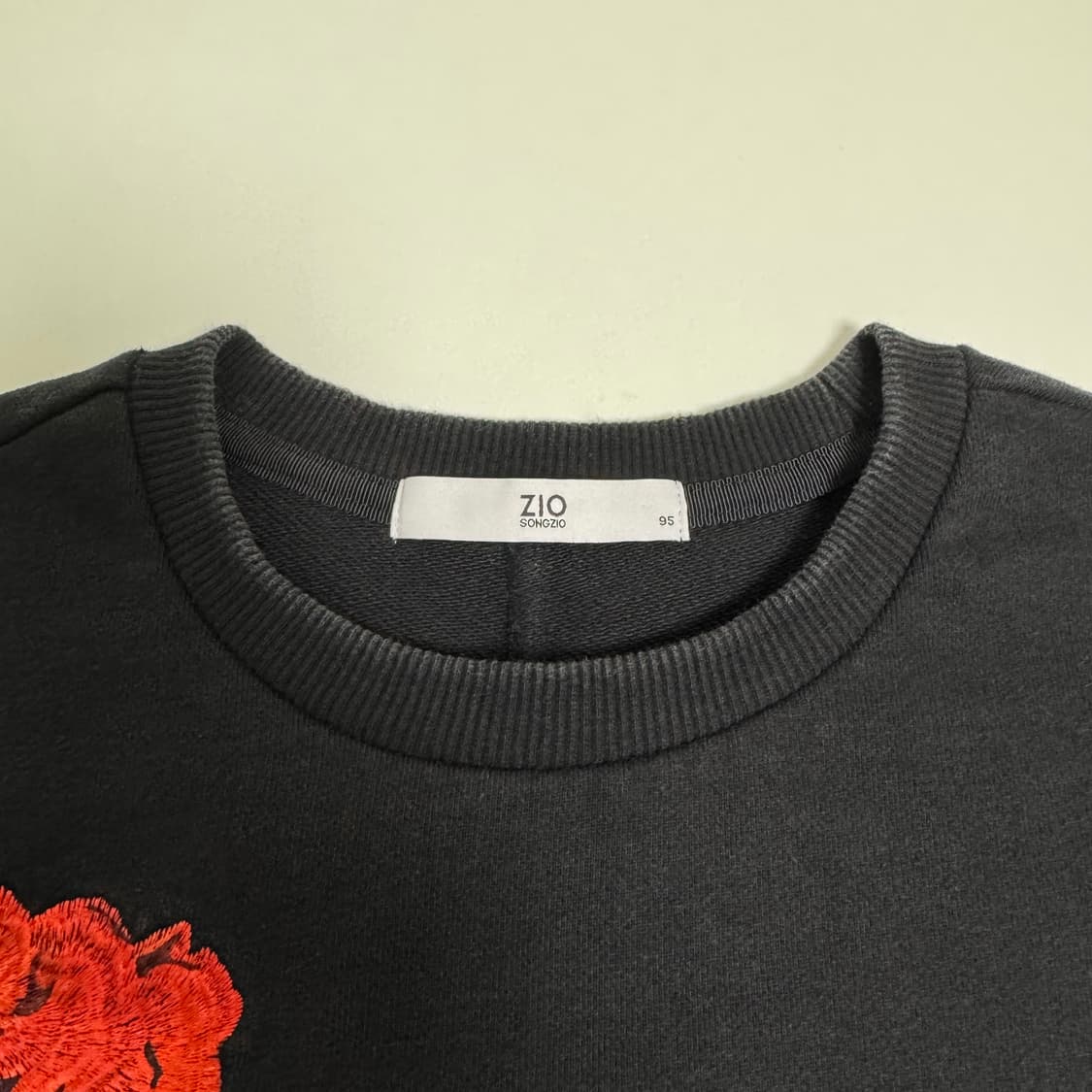 ZIO SONGZIO 지오송지오 검정 장미 자수 상품이미지5