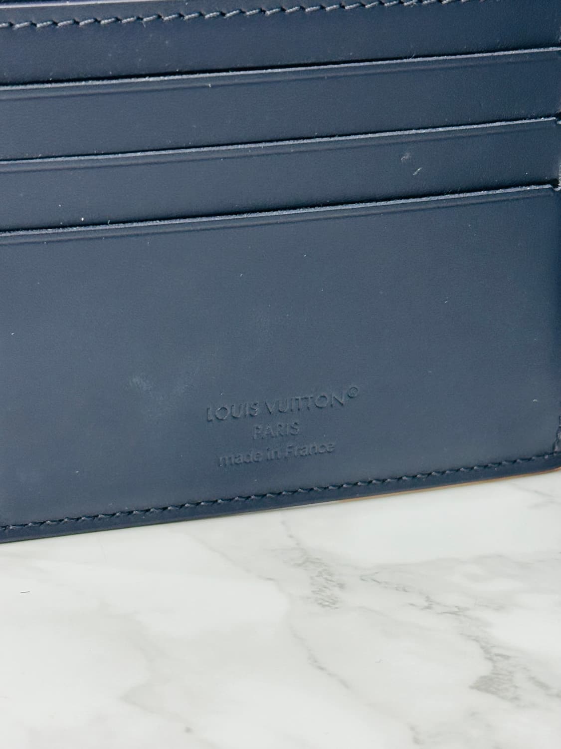 루이비통 에어로그램 반지갑 상품이미지4