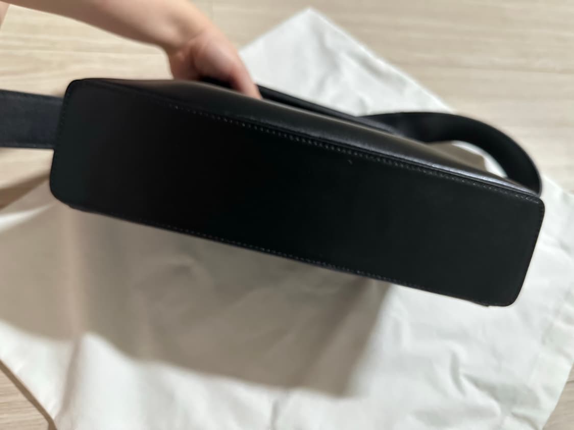 오소이 FOLDER BROT [BLACK] 상품이미지4