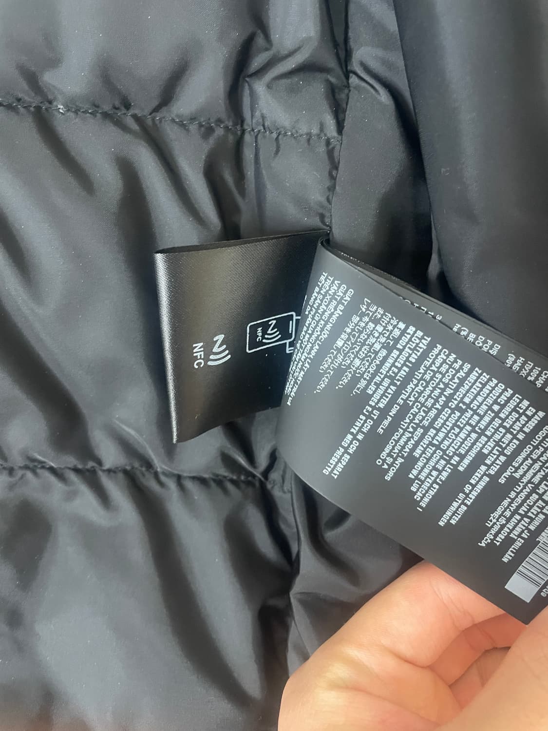 프라다 리나일론 패딩 상품이미지4