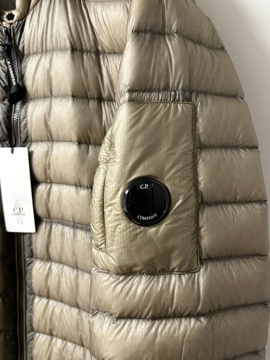CP컴퍼니 DD쉘 경량패딩 / XXXL 3XL 상품이미지2