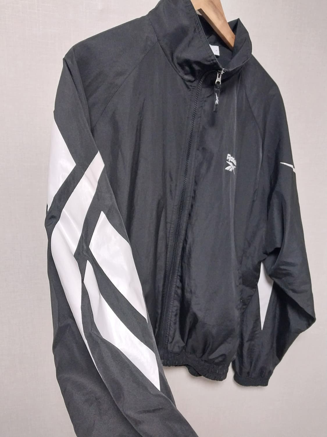 리복 클래식 바람막이 자켓 상품이미지4