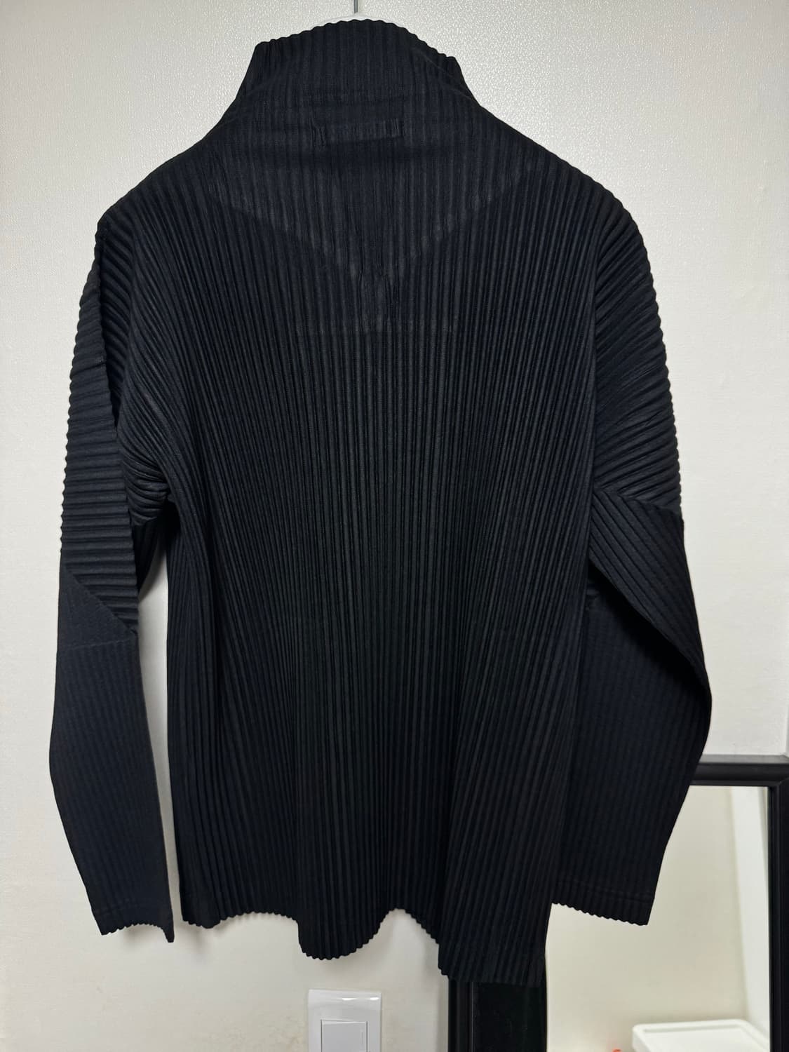 옴므플리세 하이넥 집업 상품이미지3