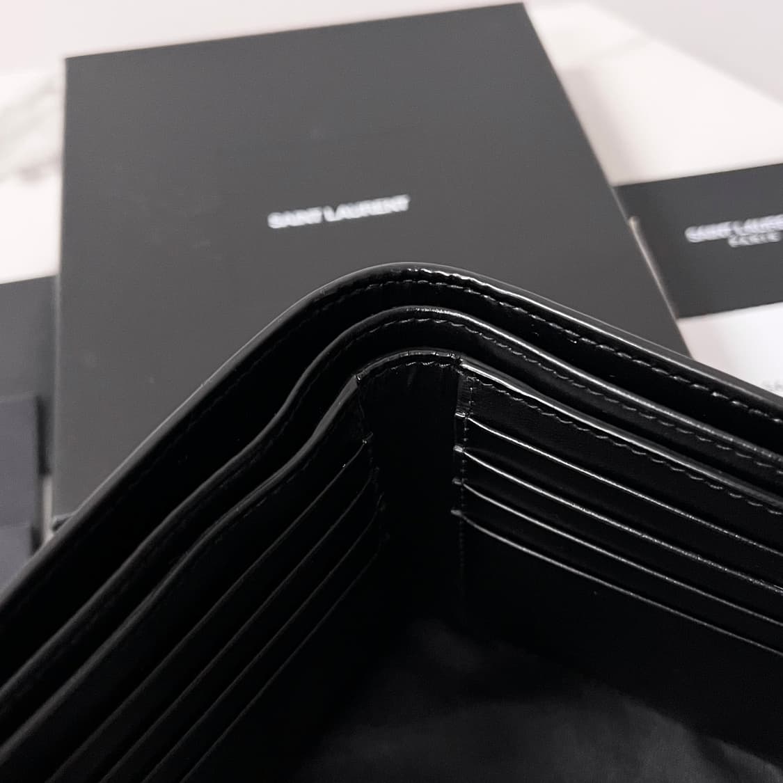 [S급/정품] 생로랑 로고 반지갑 은장 블랙 상품이미지6