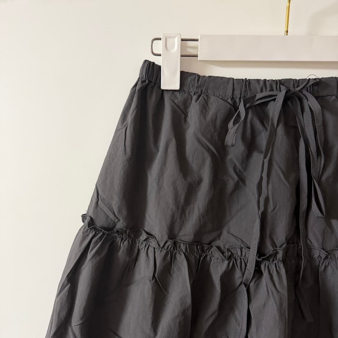 새상품 여자 미디 프릴 스커트 상품이미지3