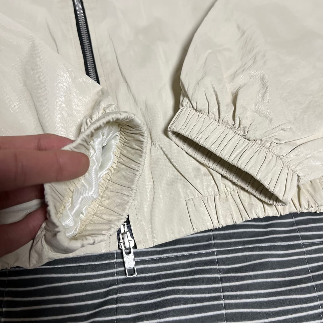 도프셉 레더 윈드브레이커 아이보리 상품이미지4