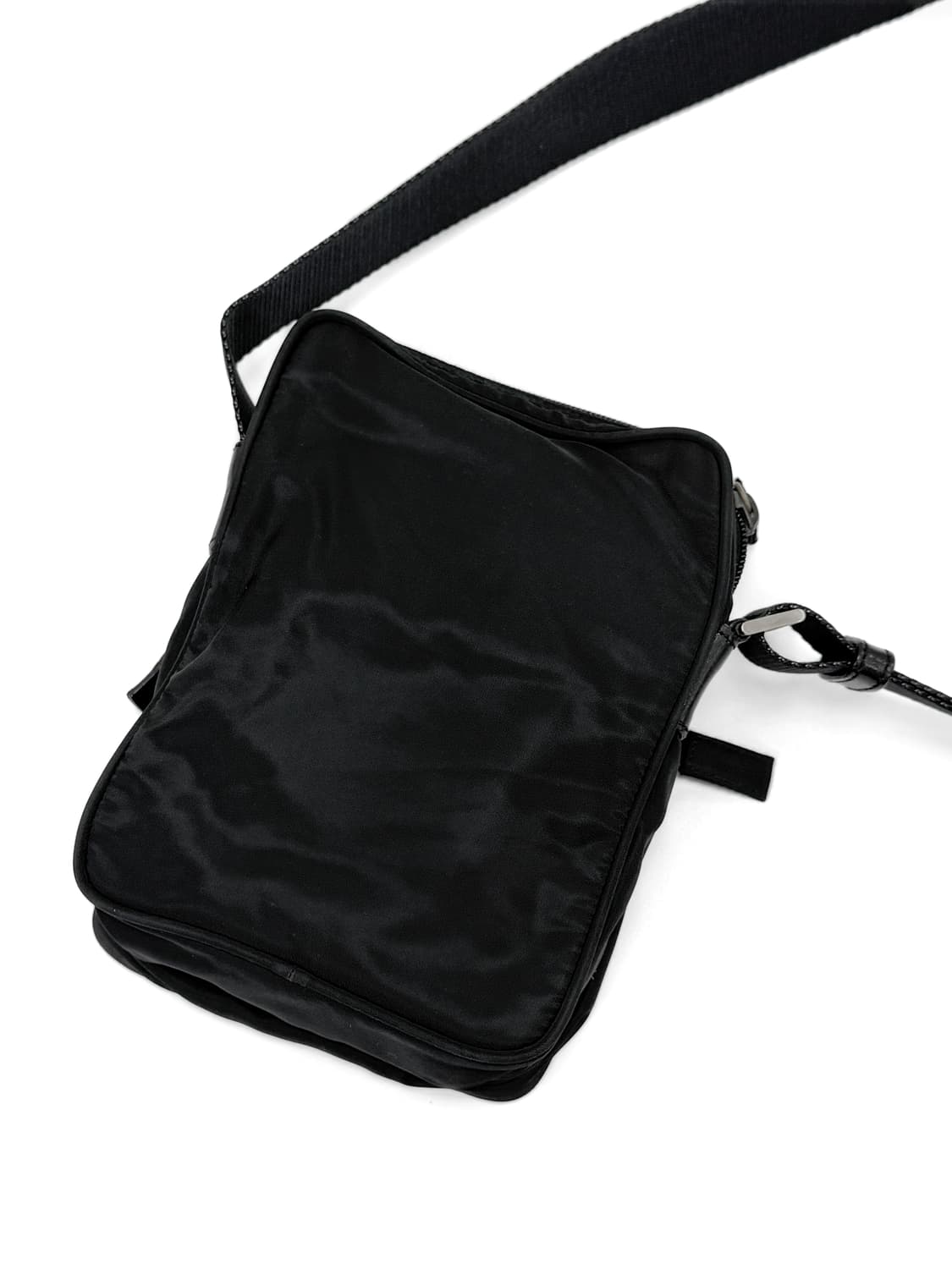 프라다 나일론 미니 크로스백 상품이미지3