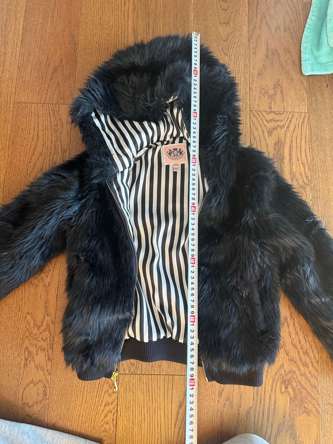 쥬시 꾸뛰르 블랙 퍼 후드 자켓 상품이미지5