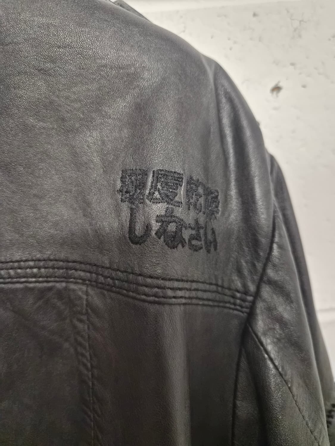 M/100) Superdry 슈퍼드라이 베컴 레더자켓 팝니다 상품이미지3