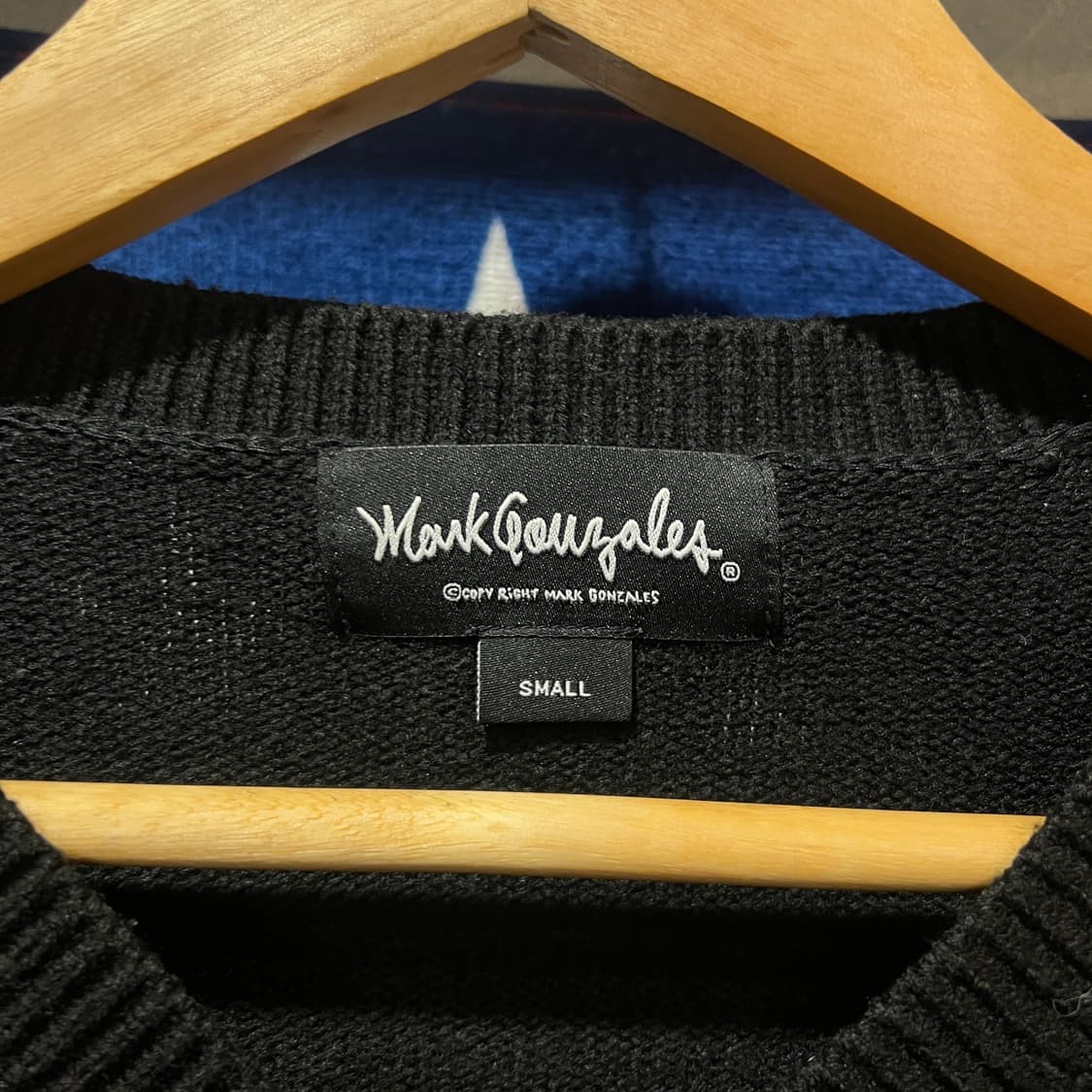 마크곤잘레스 브이넥 니트 상품이미지3