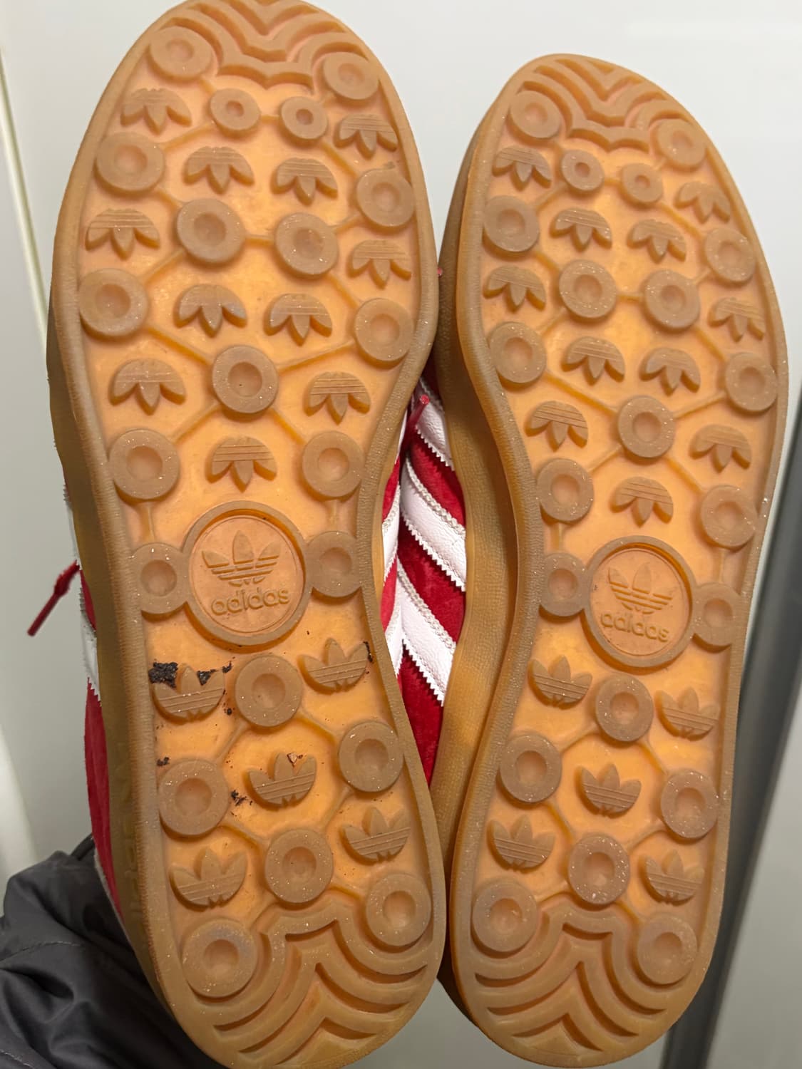 아디다스 가젤 인도어 스칼렛 270 상품이미지3