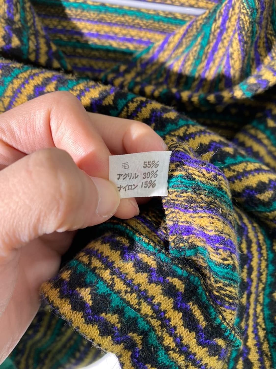 emem 크롭 니트 후드 집업 상품이미지4